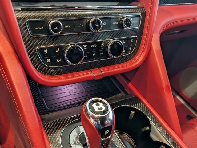 Used 2022 Bentley Bentayga Speed image 18