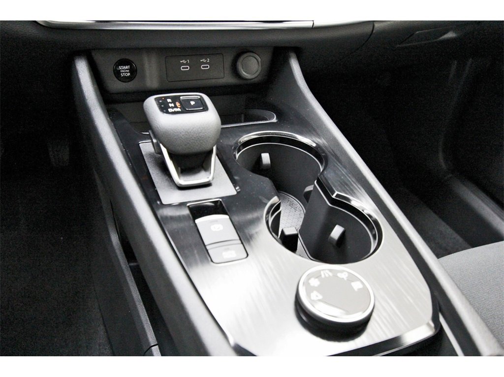 Certified 2024 Nissan Rogue S image 24