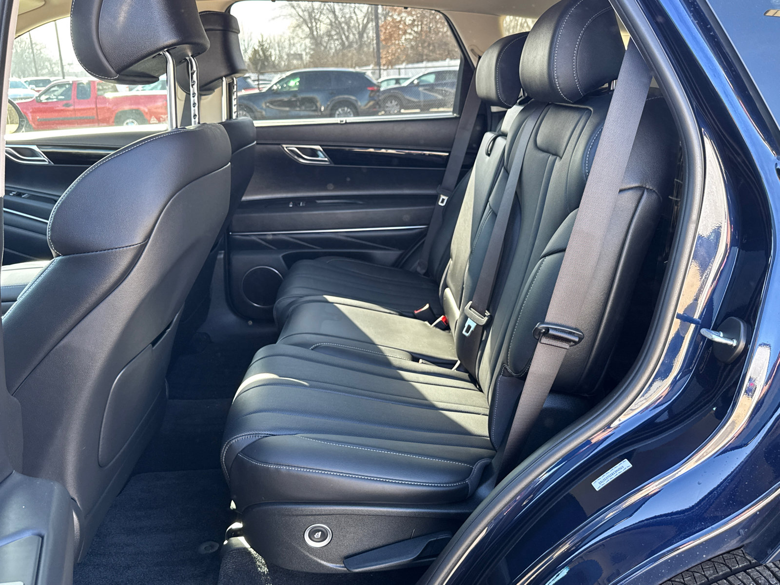 Used 2025 Genesis GV80 2.5T image 6