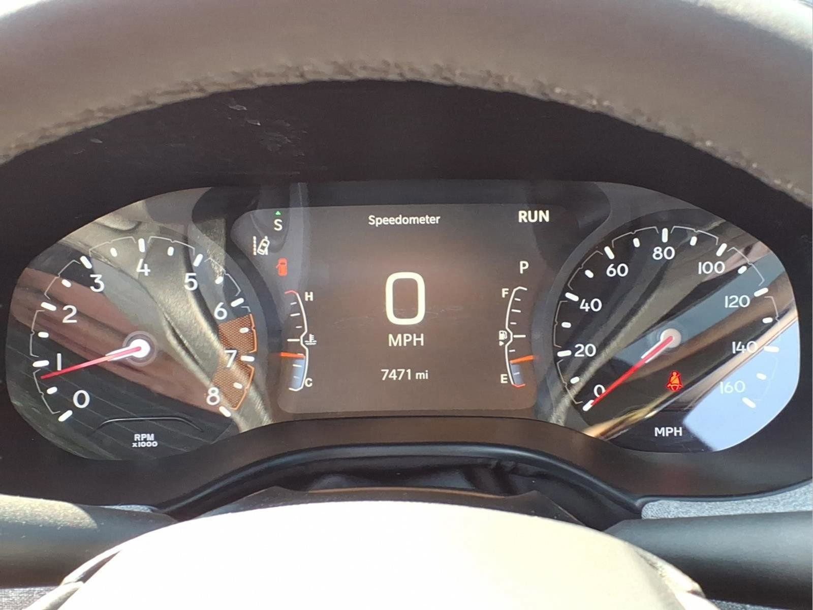 Used 2025 Jeep Compass Latitude image 12