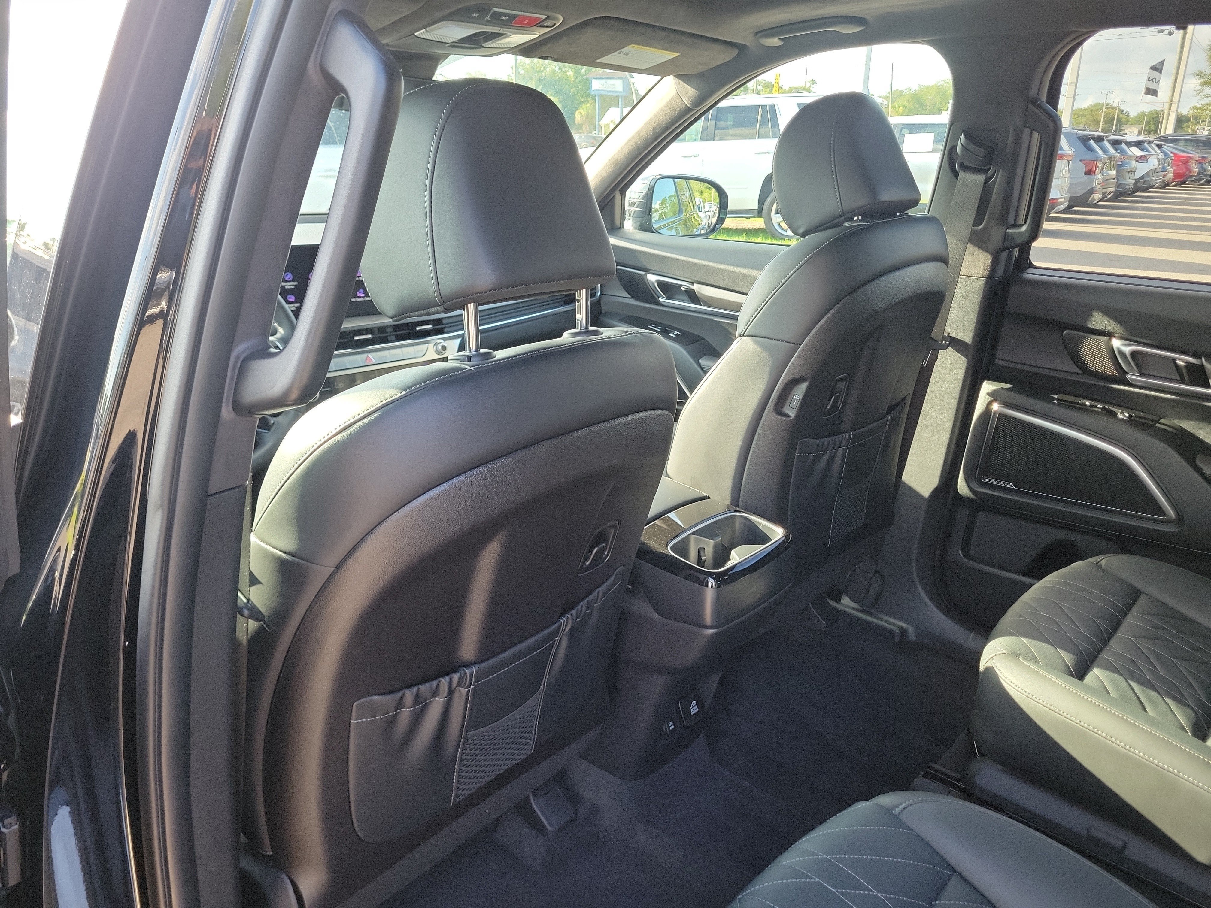 Certified 2025 Kia Telluride SX Prestige X-Line AWD/4WD image 17