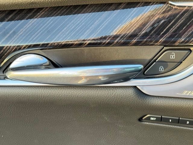 New 2025 Cadillac XT6 Premium Luxury w/ Technology Package FWD image 16