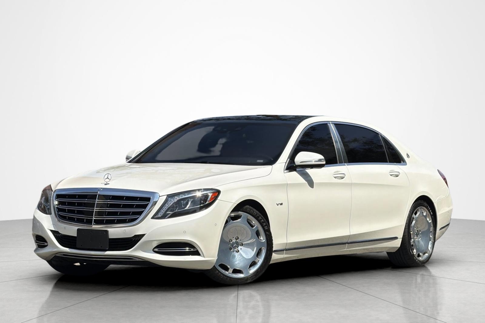 Used 2017 Mercedes-Benz Maybach S 600 image 1