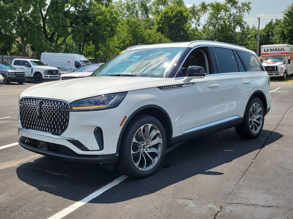 New 2026 Lincoln Aviator AWD image 8