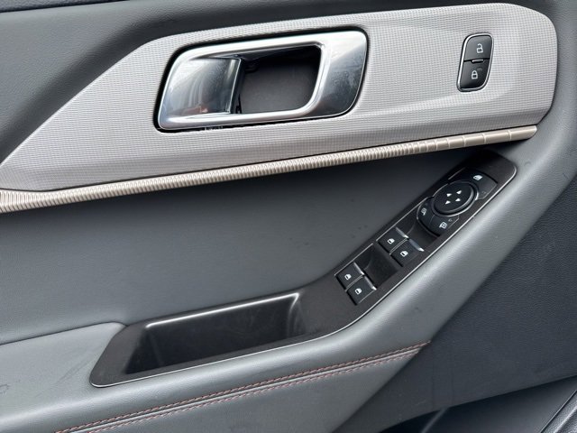 New 2025 Ford Explorer Active w/ Active Comfort Package image 27