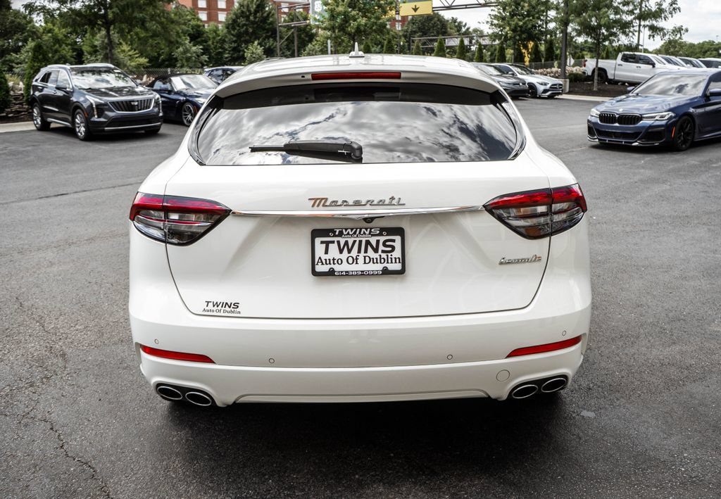 Used 2023 Maserati Levante GT AWD/4WD image 38