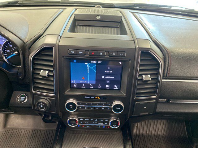 Used 2019 Ford Expedition Limited w/ Equipment Group 303A AWD/4WD image 24