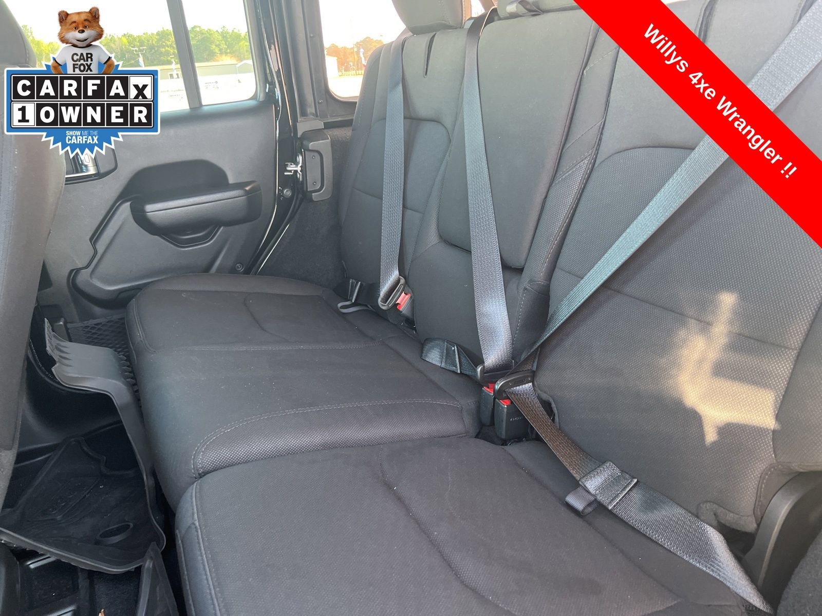 Used 2023 Jeep Wrangler Unlimited w/ Cold Weather Group image 22