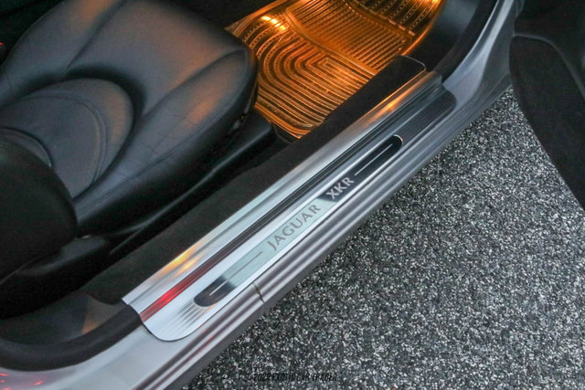 Used 2001 Jaguar XK8 Convertible RWD image 45