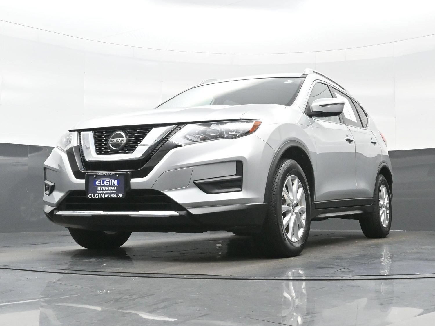 Used 2018 Nissan Rogue SV FWD image 26