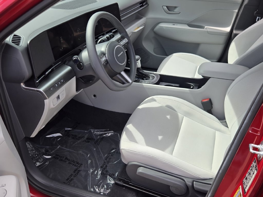 Used 2026 Hyundai Kona SE FWD image 11