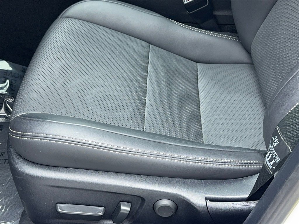 Used 2023 Lexus IS 300 AWD w/ Premium Package image 37