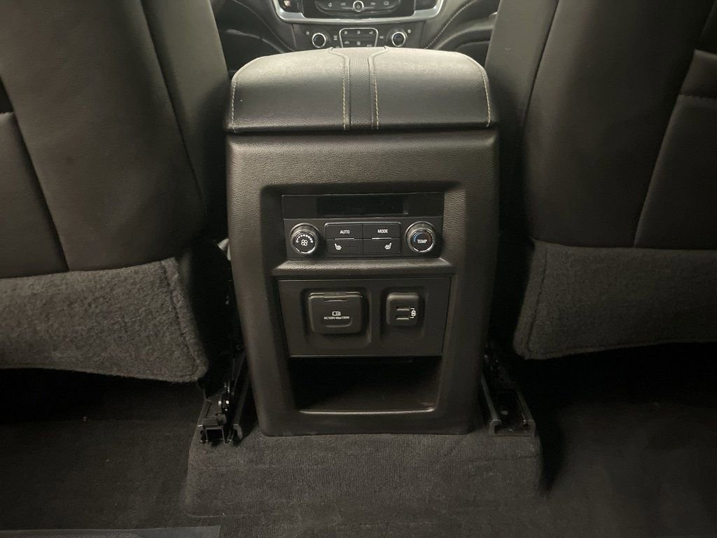 Certified 2023 Chevrolet Traverse Premier image 16