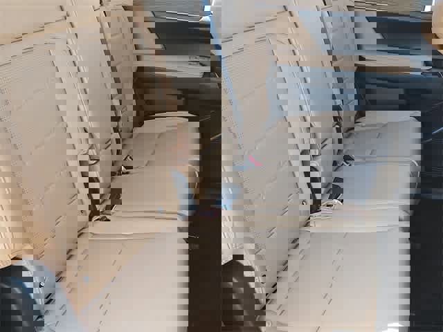 Used 2024 Hyundai Santa Fe Limited image 23