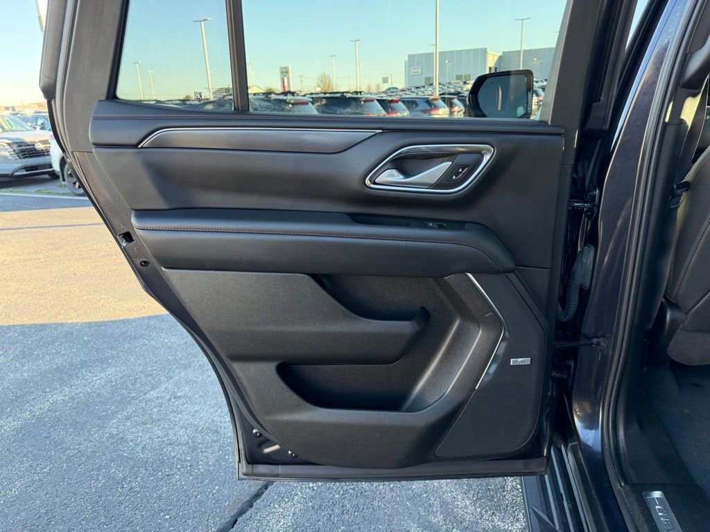 Used 2022 Chevrolet Tahoe RST w/ Luxury Package image 18