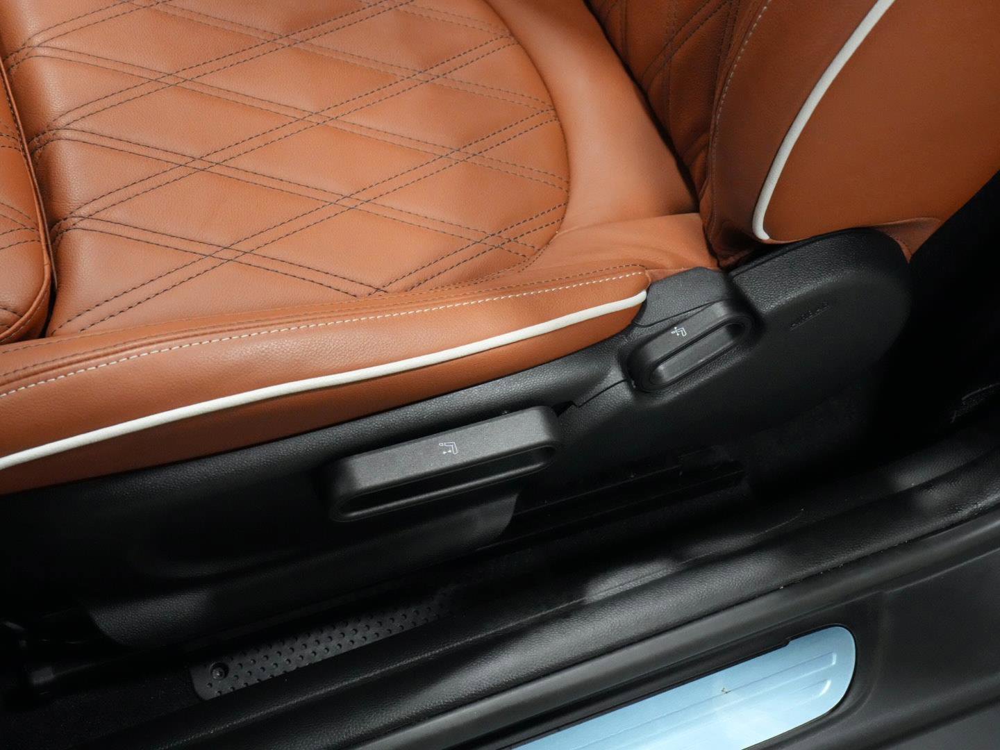 Certified 2023 MINI Cooper S FWD image 29