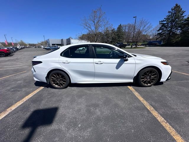 Used 2023 Toyota Camry SE AWD/4WD image 2