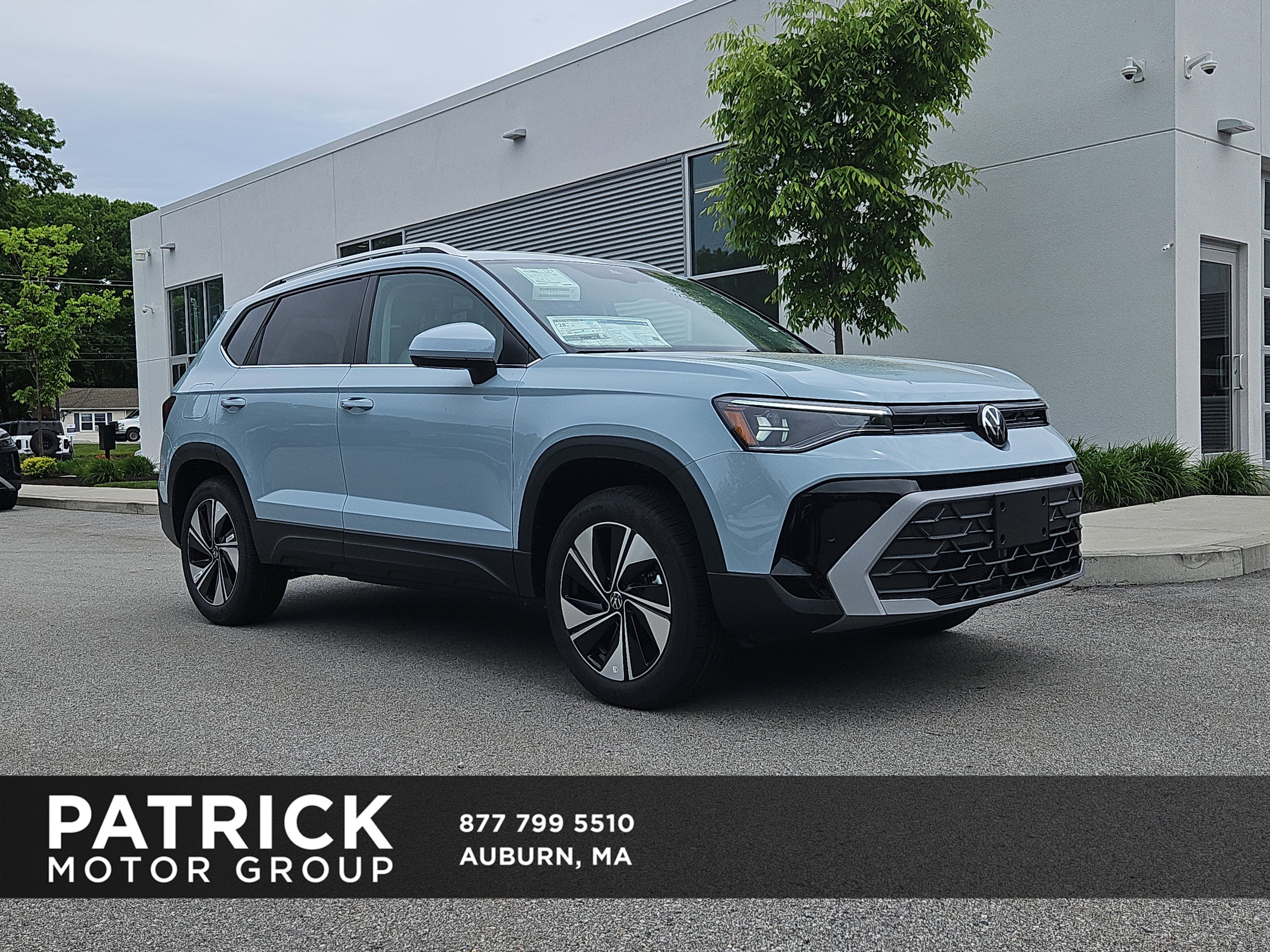 New 2026 Volkswagen Taos SE AWD/4WD image 1