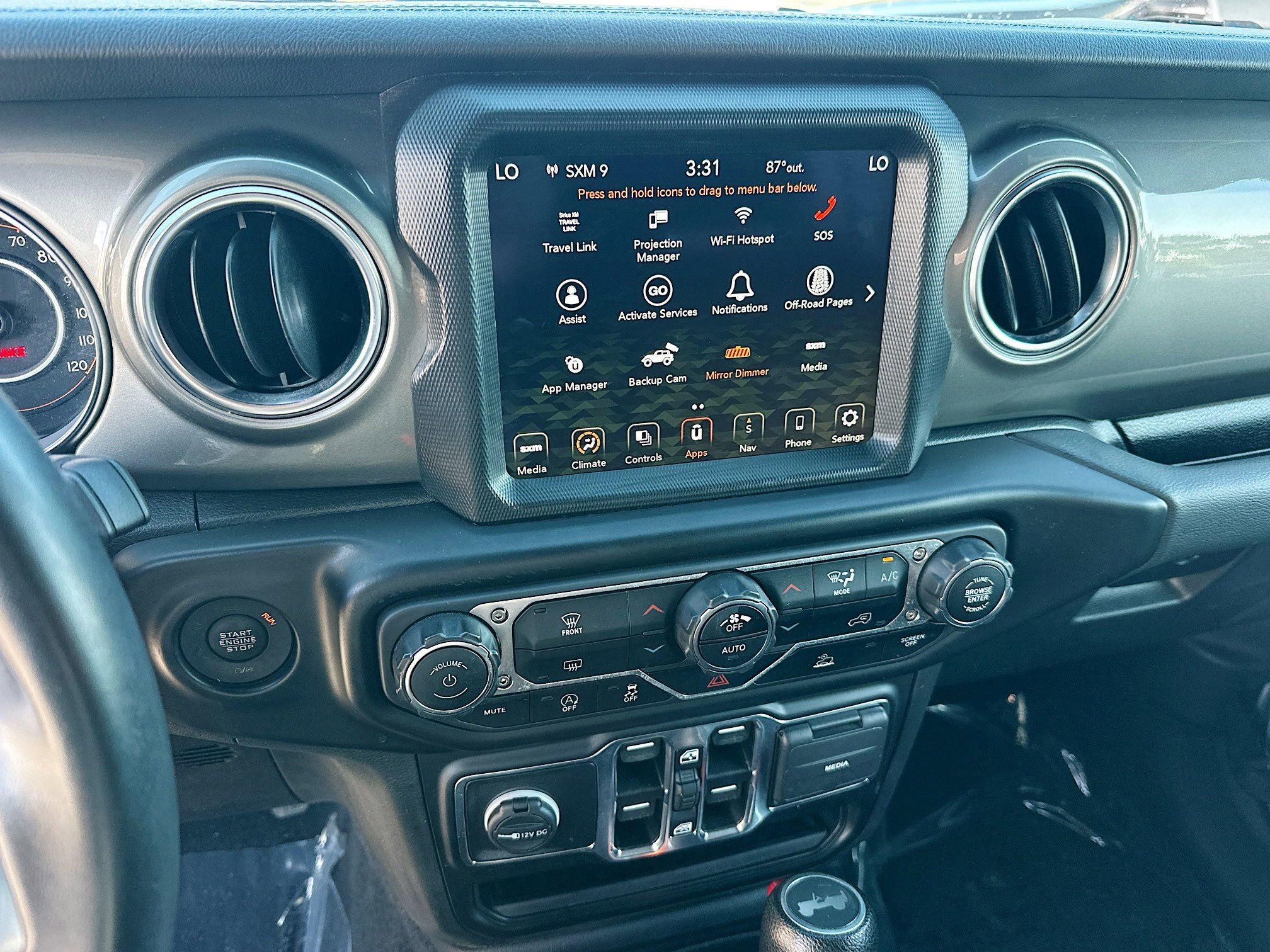 Used 2022 Jeep Wrangler Unlimited Sahara image 13