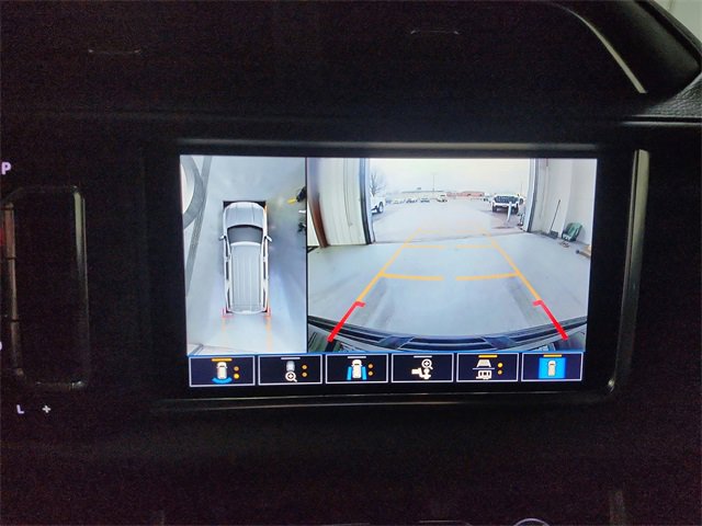 Used 2021 GMC Yukon XL Denali image 31