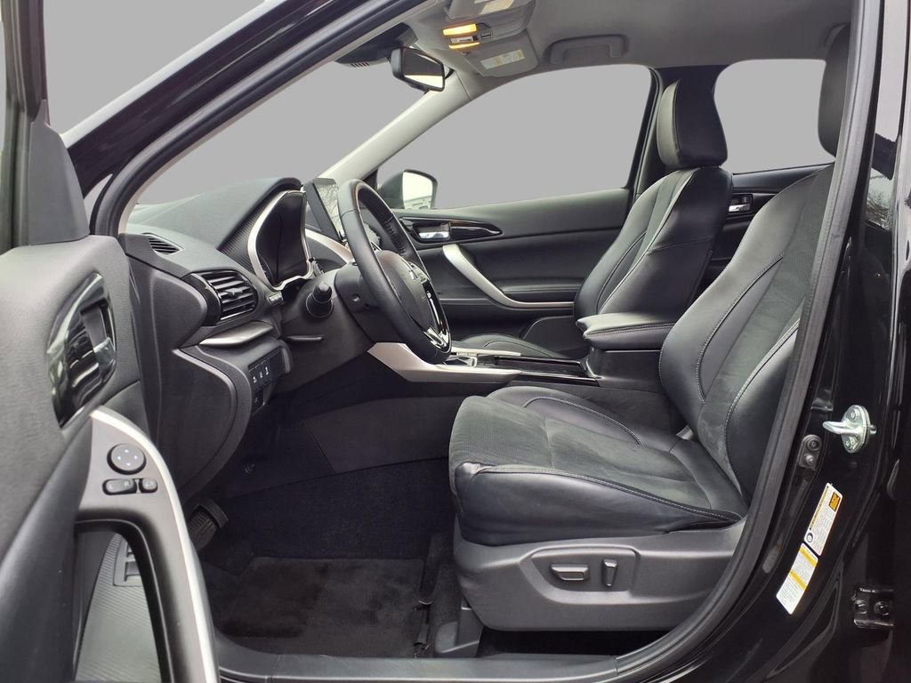Used 2025 Mitsubishi Eclipse Cross SE image 22