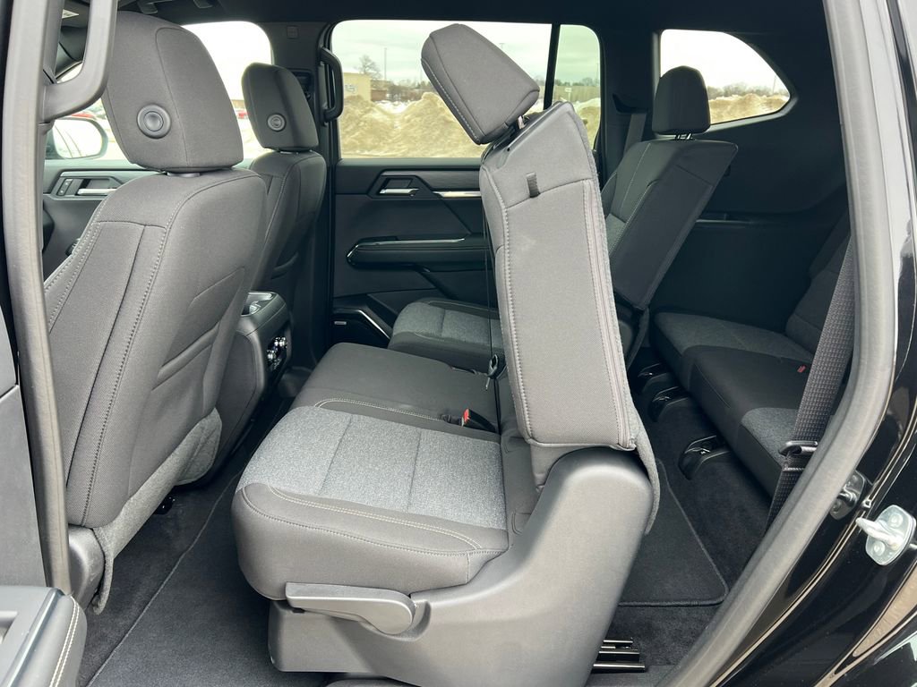 New 2025 GMC Acadia Elevation image 5