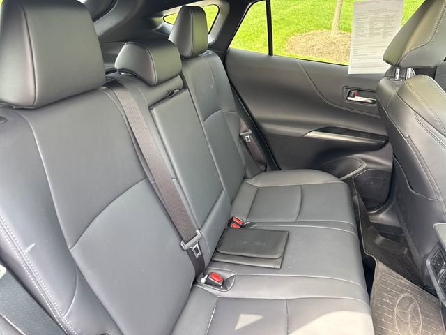 Used 2023 Toyota Venza Nightshade image 14