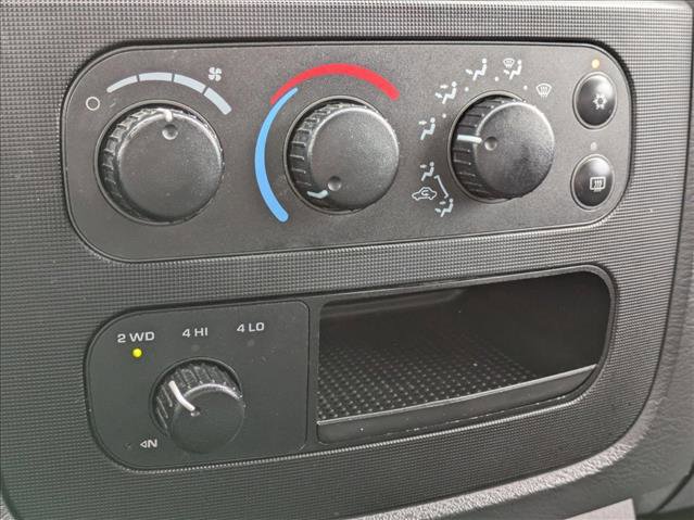 Used 2004 Dodge Ram 1500 Truck SLT w/ Trailer Tow Group image 11