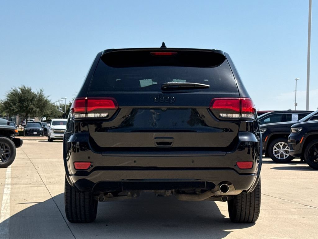 Used 2022 Jeep Grand Cherokee Laredo X RWD image 7