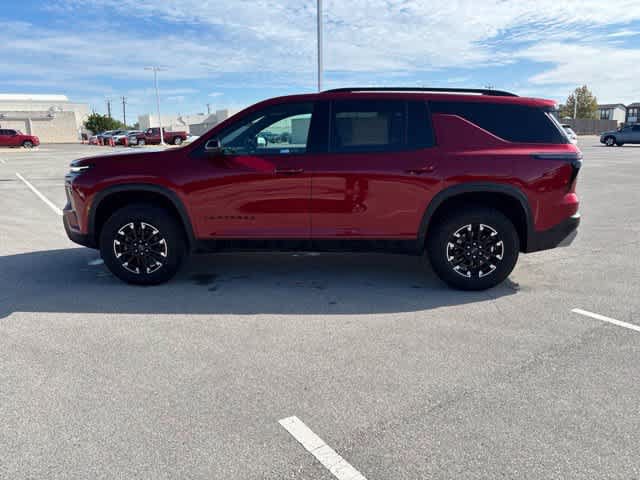 Used 2024 Chevrolet Traverse Z71 AWD/4WD image 2