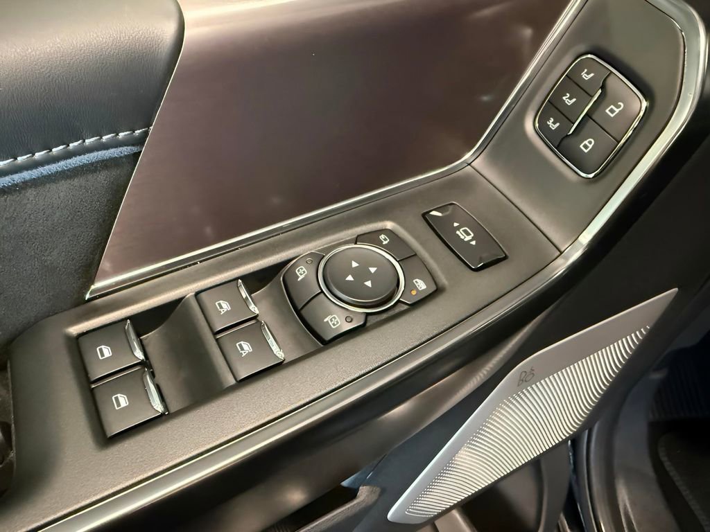 New 2026 Ford F250 Platinum w/ FX4 Off-Road Package image 20