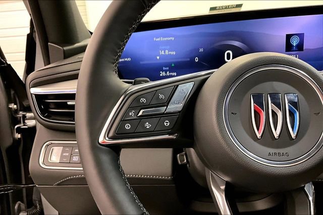 Used 2025 Buick Enclave Avenir w/ Super Cruise Package image 27