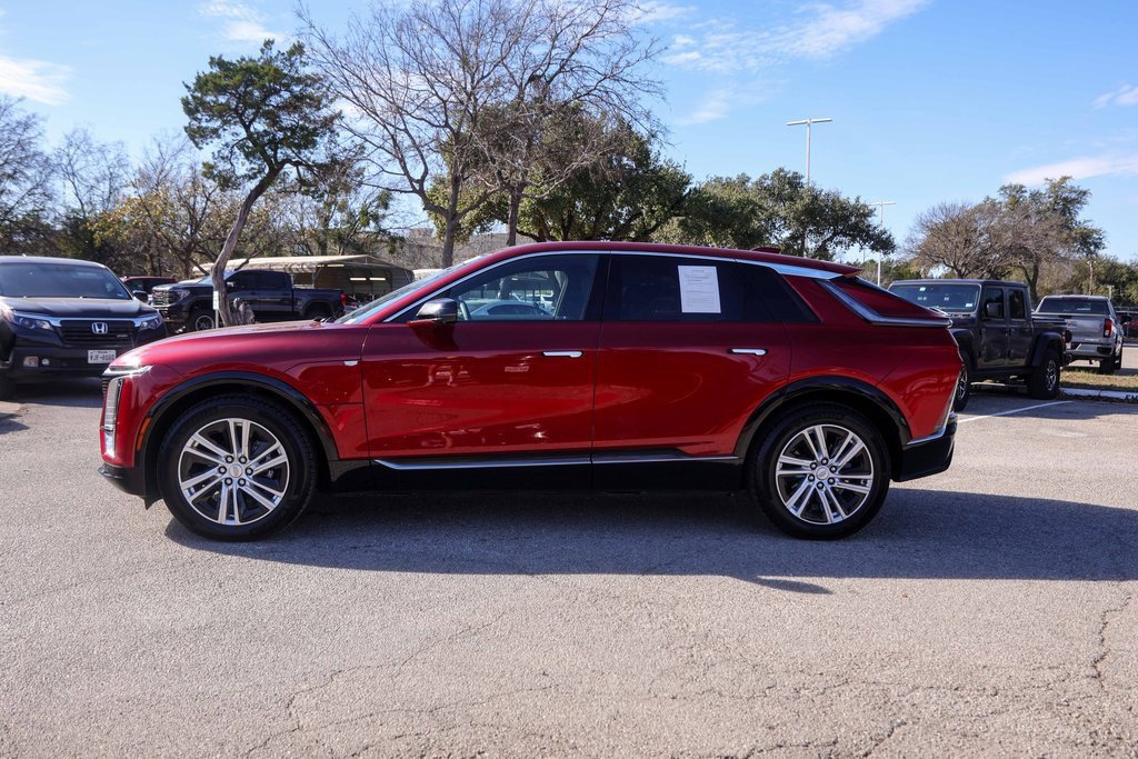 Used 2024 Cadillac Lyriq Tech w/ Driver Assist Package image 2