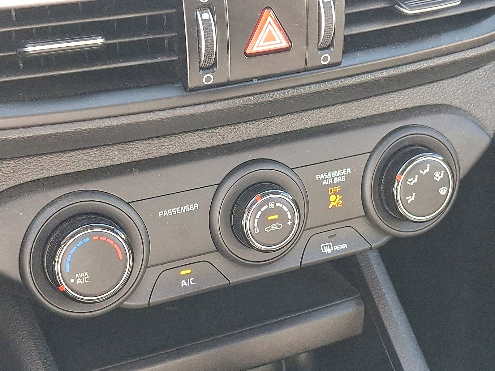 Certified 2023 Kia Forte LXS image 15