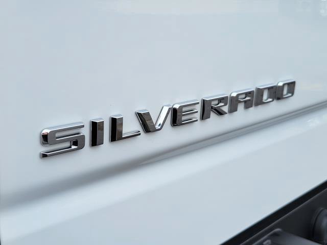Used 2024 Chevrolet Silverado 1500 LT AWD/4WD image 32
