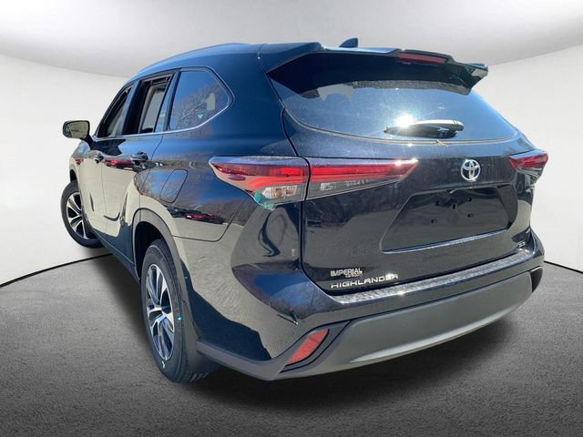 New 2026 Toyota Highlander XLE image 9