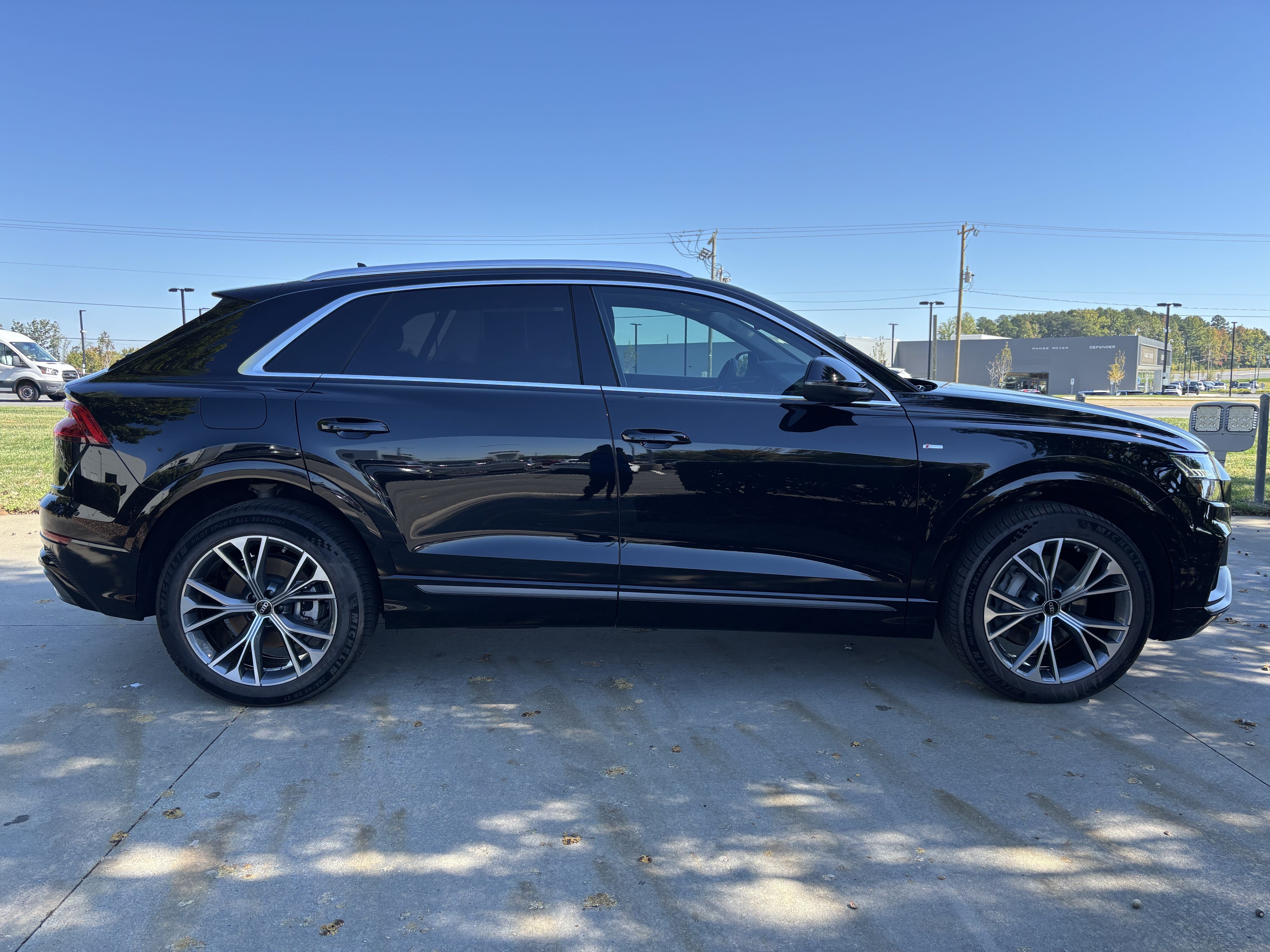 Used 2023 Audi Q8 Premium Plus AWD/4WD image 14