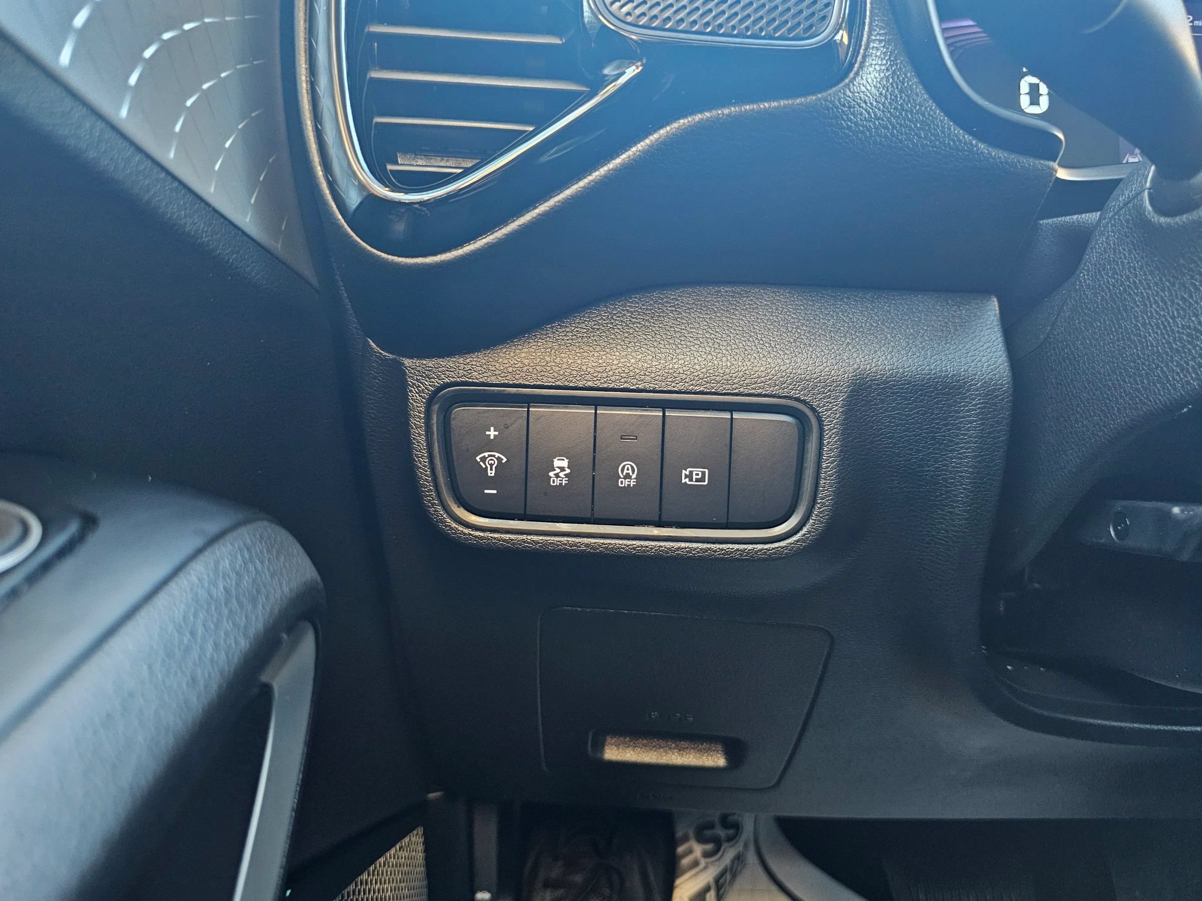 Used 2023 Kia Soul S FWD image 34