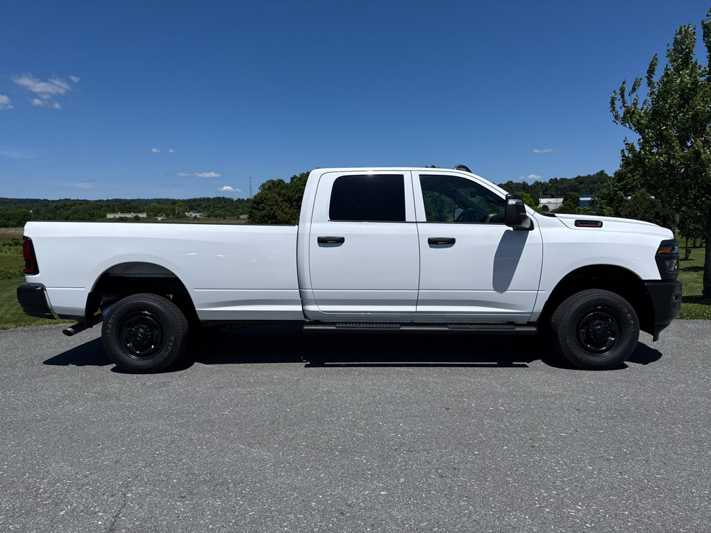 New 2026 RAM 2500 Tradesman AWD/4WD image 15