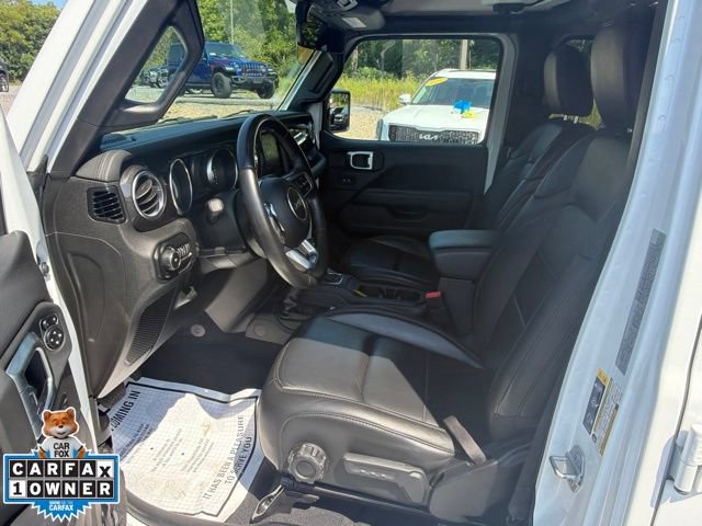 Used 2020 Jeep Wrangler Unlimited Sahara AWD/4WD image 35