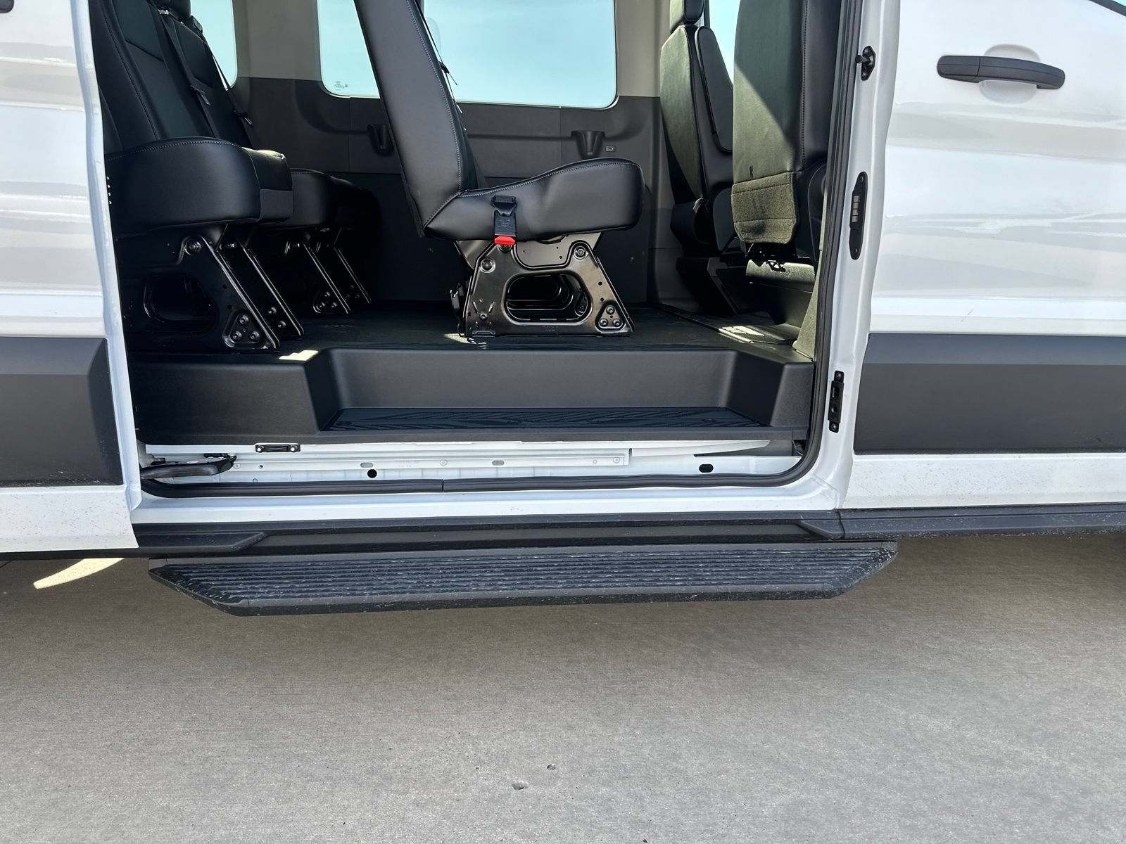 New 2026 Ford Transit 350 XL RWD image 26