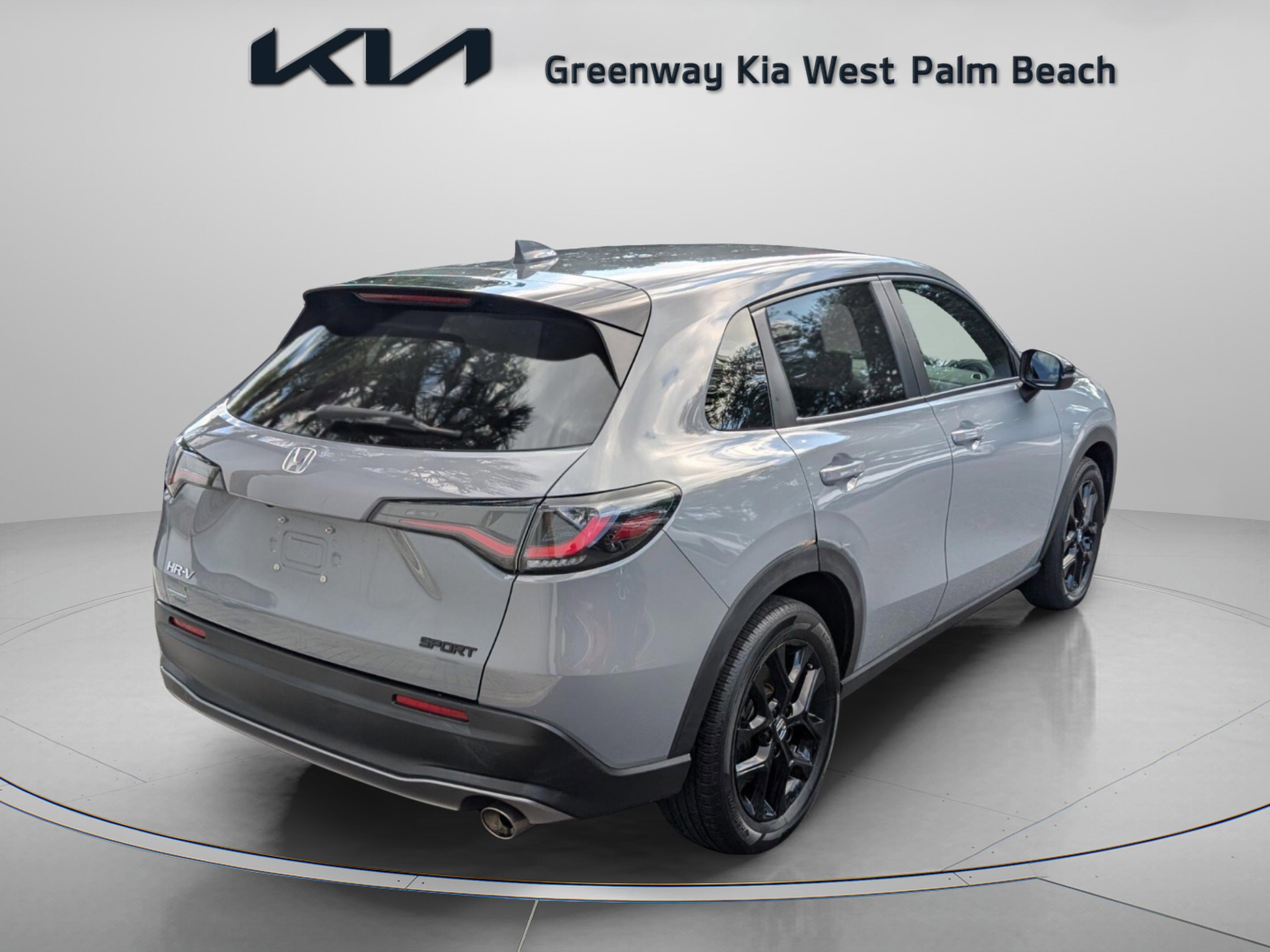 Used 2024 Honda HR-V Sport image 8