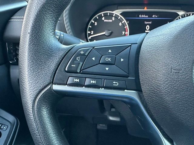 Certified 2023 Nissan Sentra SV FWD image 38