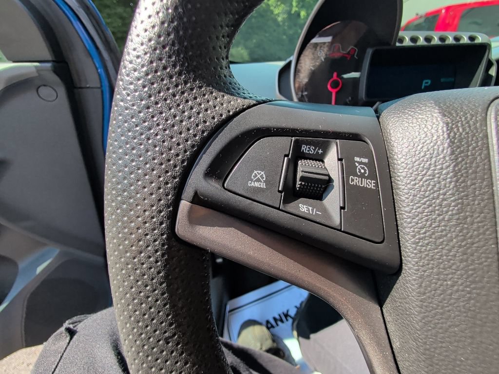 Used 2016 Chevrolet Sonic LT FWD image 18