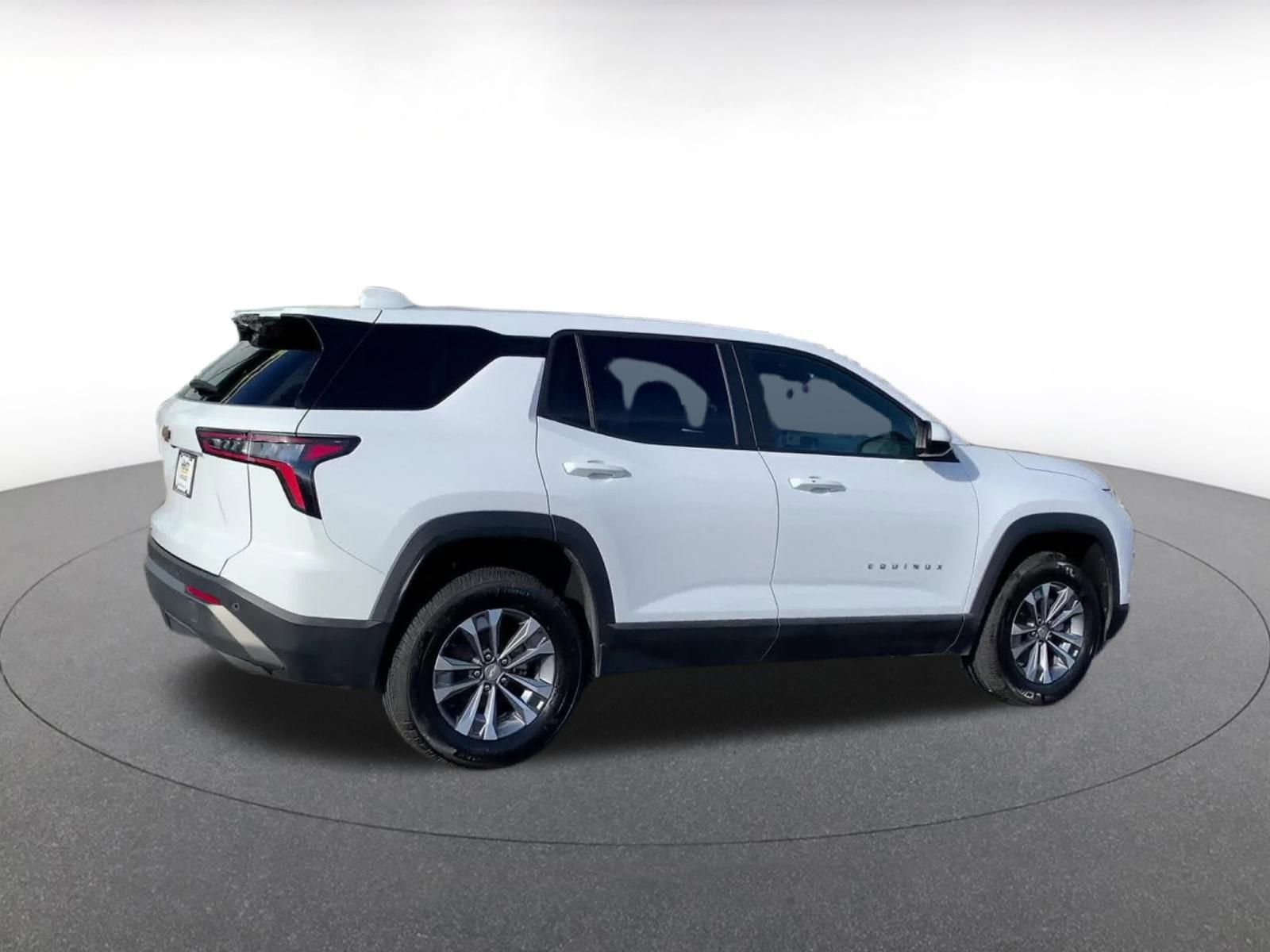 Used 2025 Chevrolet Equinox LT image 15