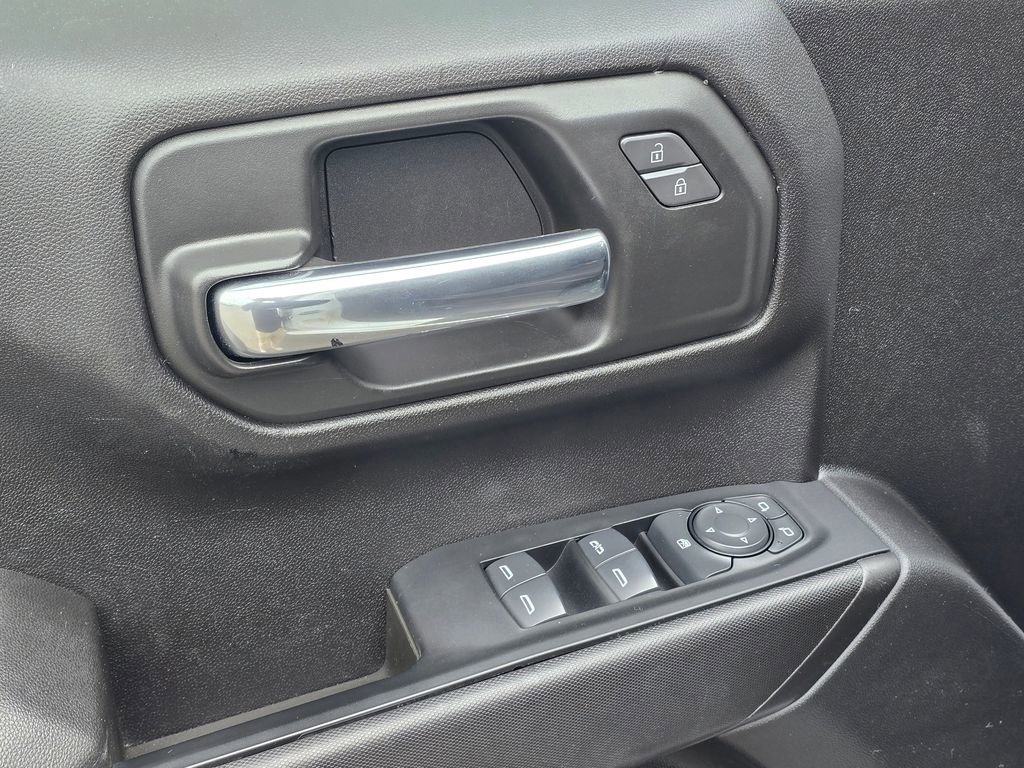 Used 2024 Chevrolet Silverado 1500 W/T w/ WT Value Package AWD/4WD image 20