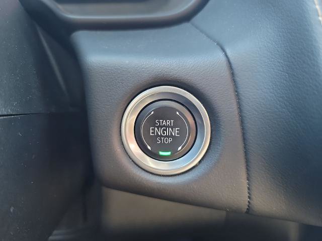 Used 2024 Chevrolet Suburban Premier image 16