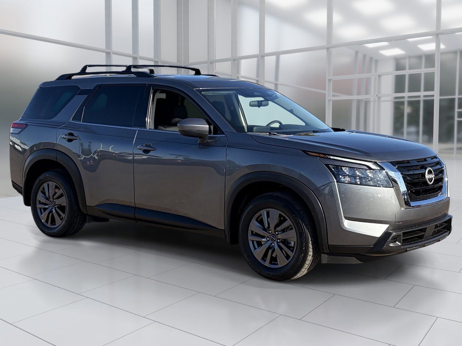 Used 2023 Nissan Pathfinder SV image 8