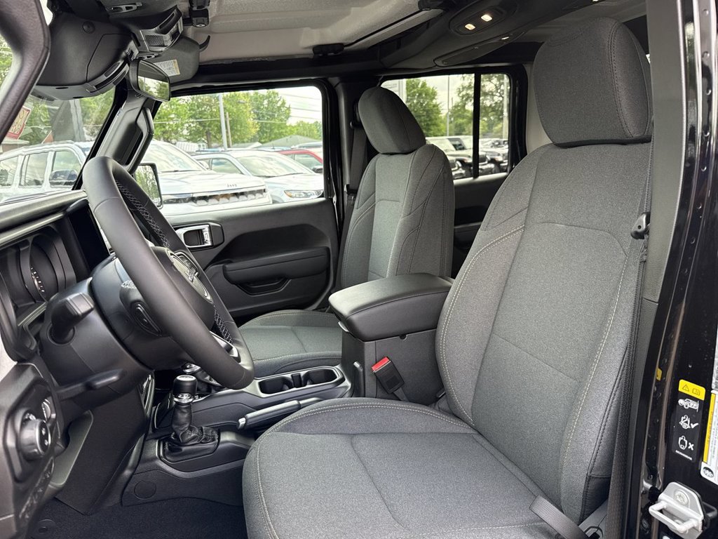 New 2026 Jeep Gladiator Sport AWD/4WD image 21