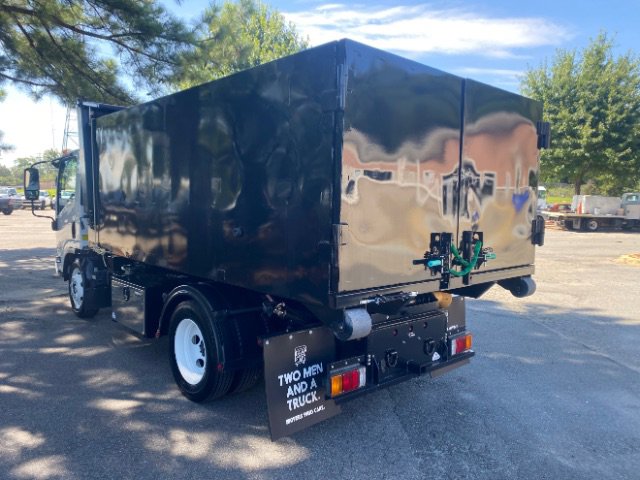 Used 2024 Isuzu NPR image 3